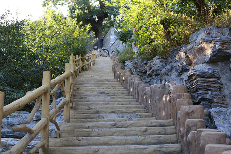 北京市金山陵园-海淀墓地实拍景观