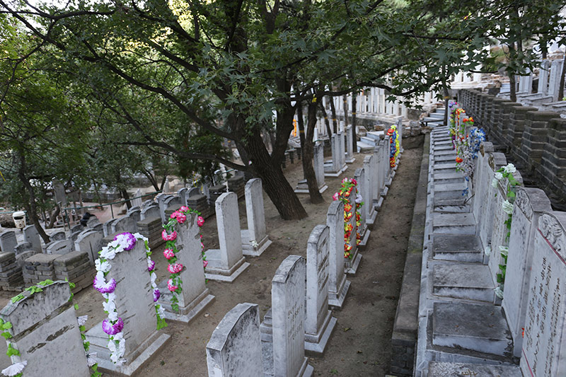 北京市金山陵园-海淀墓地实拍景观