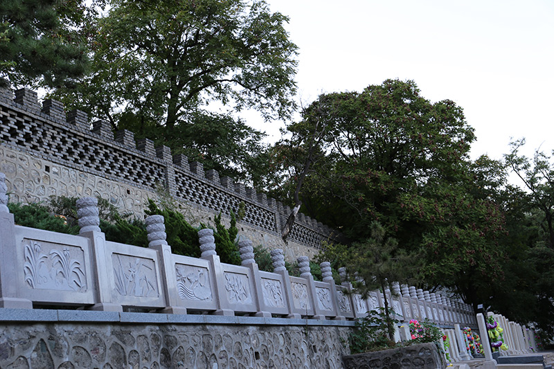 北京市金山陵园-海淀墓地实拍景观