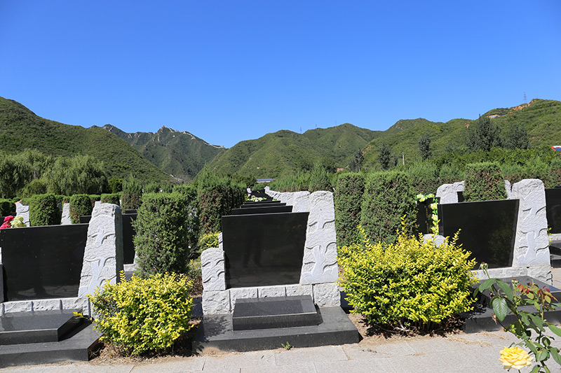 北京凤凰山陵园-昌平墓地实拍景观