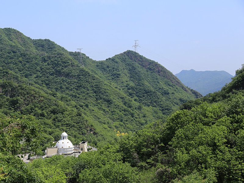 周边山势