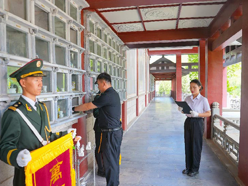 怀思堂落葬仪式