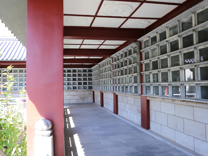 随缘阁骨灰壁葬