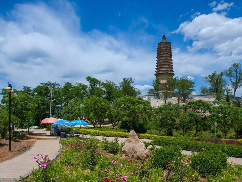 万福陵园周边景观-荆轲塔