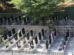 北京八达岭附近陵园墓地有几家？北京八达岭陵园墓地价格贵吗？