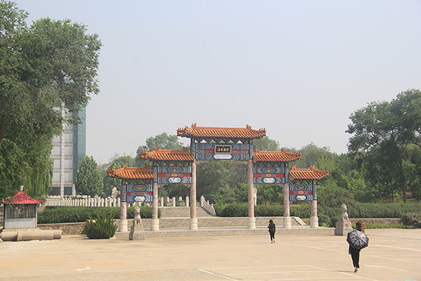 北京房山区静安墓园怎么去交通方便吗？静安墓园详细地址在哪里？
