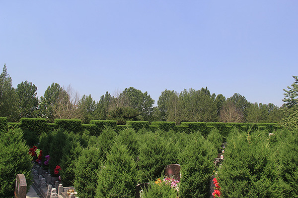 北京周边墓地有哪些？北京周边墓地哪里便宜点？