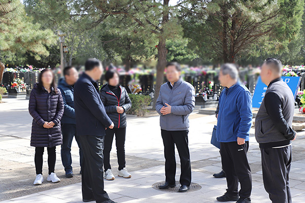 北京市民政局领导到潮白陵园检查清明祭扫安全保障工作落实情况
