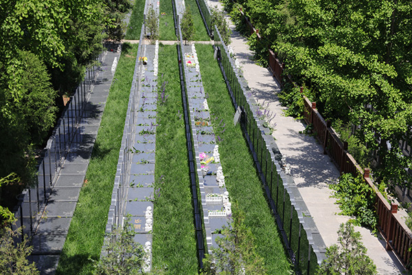 灵山宝塔陵园地址在哪里?属于什么地方?灵山宝塔陵园有班车吗?