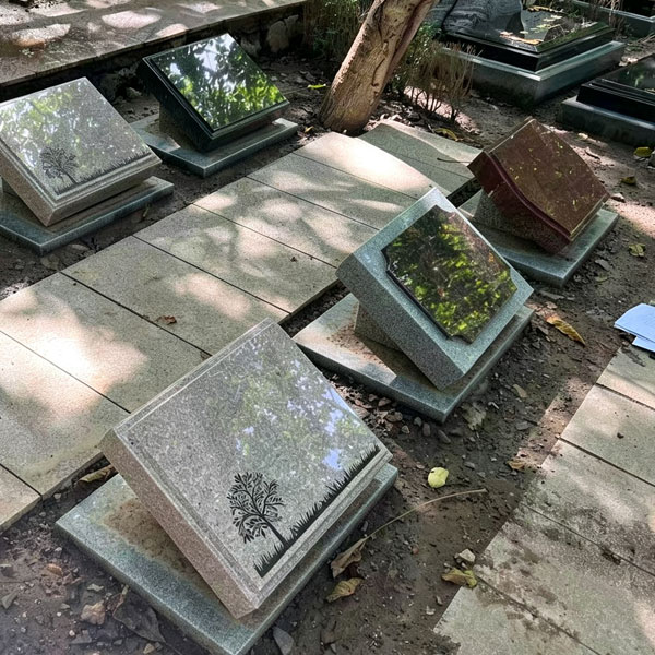 福泽园F区斜卧碑
