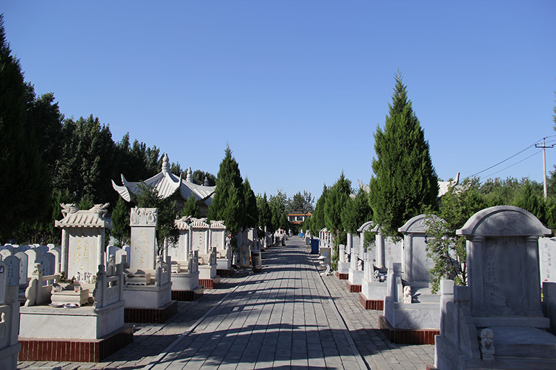 惠灵山陵园墓区环境