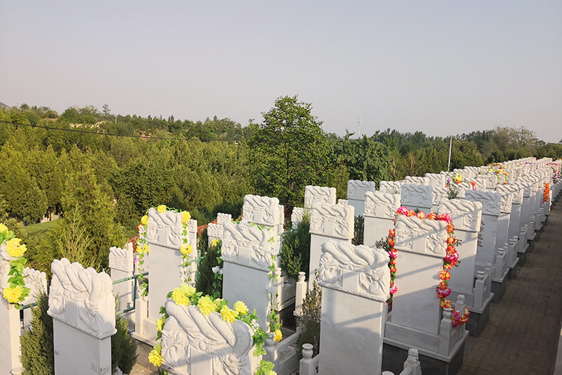 北京昌平墓地天寿陵园和炎黄比哪个价格便宜?有推荐陵园公墓吗?