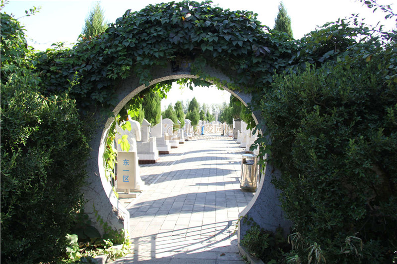 惠灵山陵园墓区景观