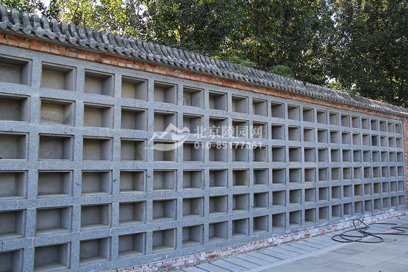 惠灵山陵园壁葬