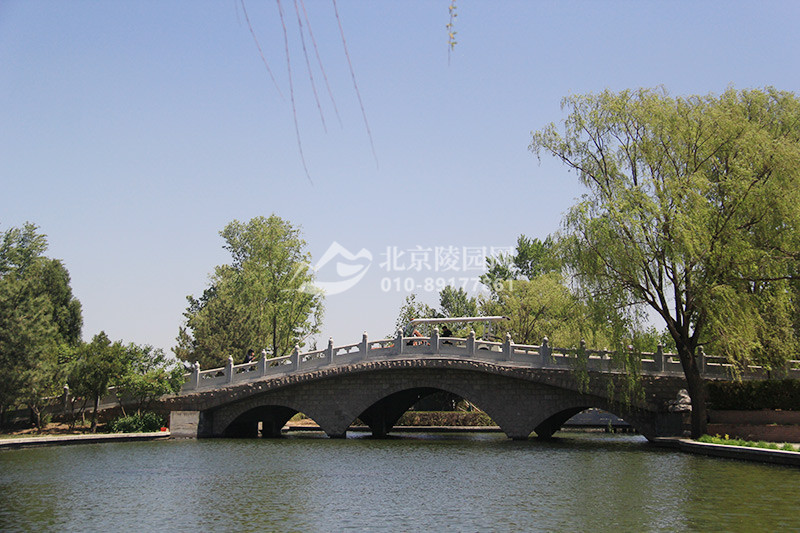 中华永久陵园水系景观