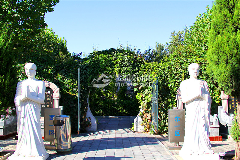 惠灵山陵园雕塑景观