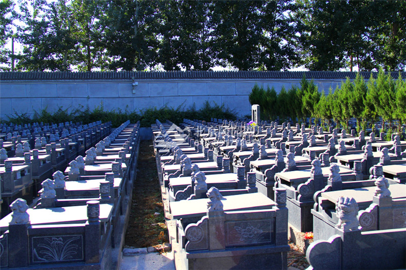 惠灵山陵园在建墓区