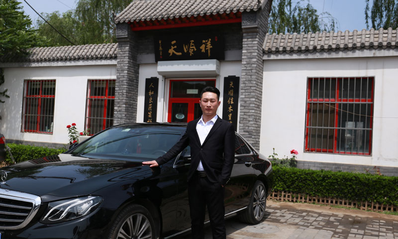 天顺祥骨灰接运服务专员及车辆实拍 天顺祥骨灰接运服务专员及车辆实拍