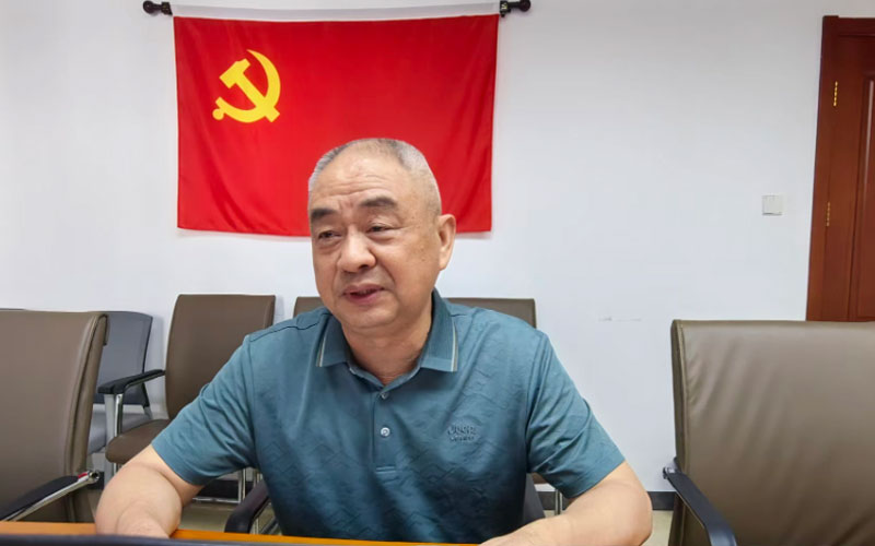 支部书记李全喜书记主持 支部书记李全喜书记主持