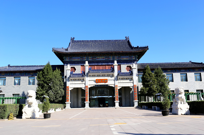 东郊殡仪馆