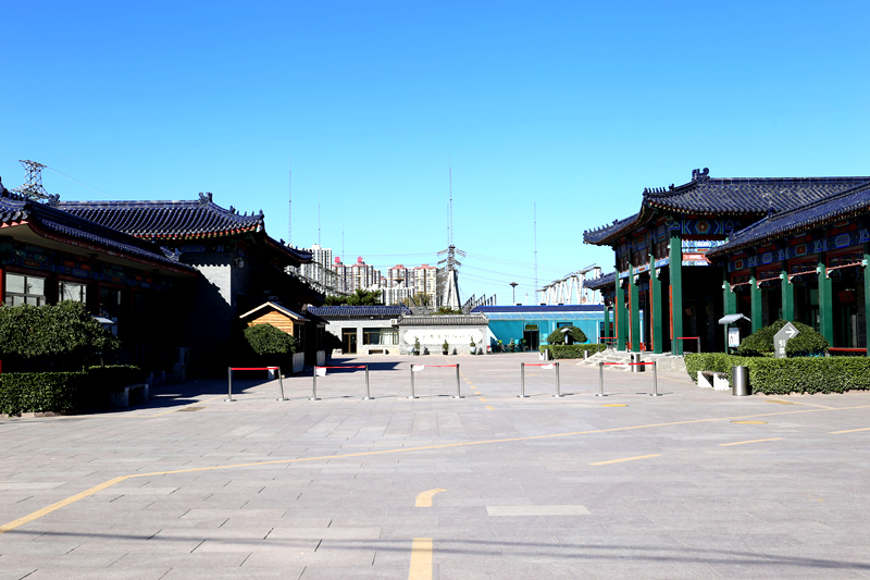 东郊殡仪馆