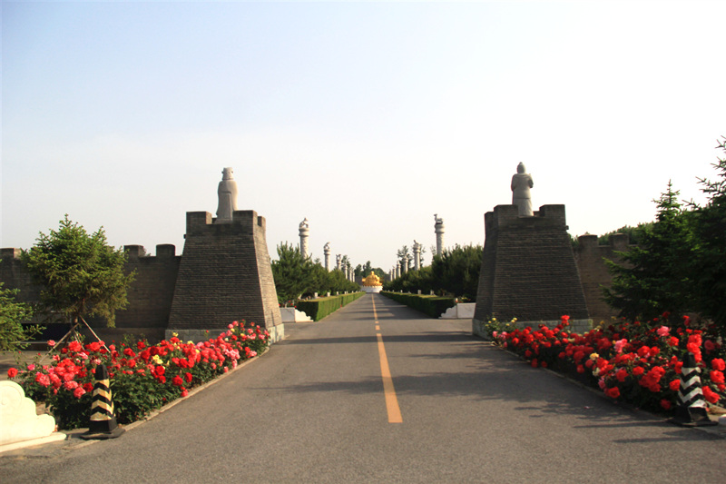 极乐园公墓