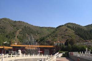 公墓周边地貌