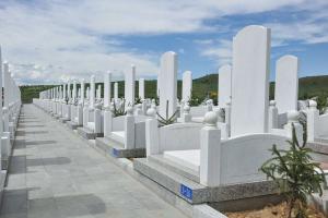 德厚陵园常生苑墓区实拍