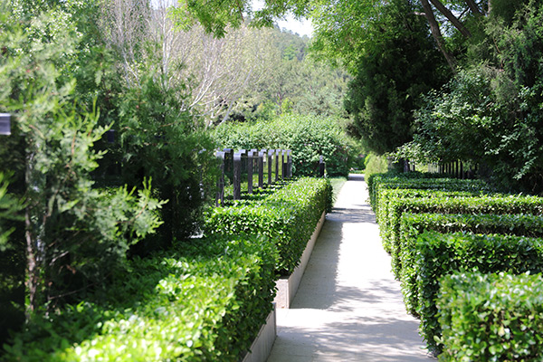 灵山宝塔陵园好不好怎么样？东城区居民买灵山宝塔陵园方便祭扫吗