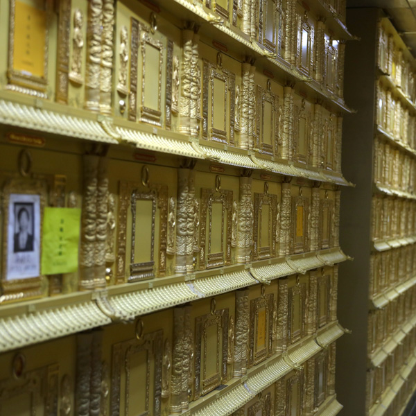 金宝塔普通单人型福位