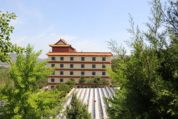 燕郊有墓地,谁来说说哪家好