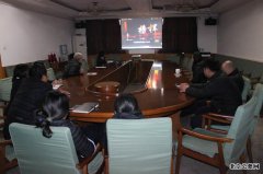 潮白陵园党支部组织党员观看教育片《榜样》