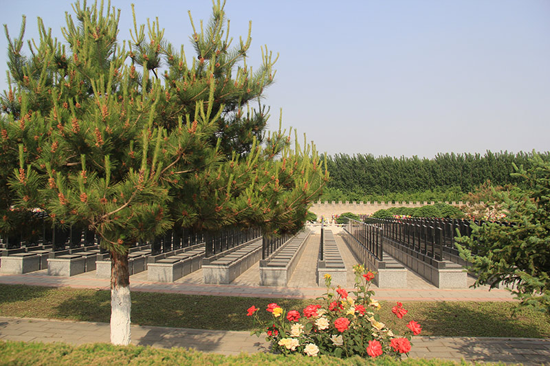 极乐园公墓电话是多少