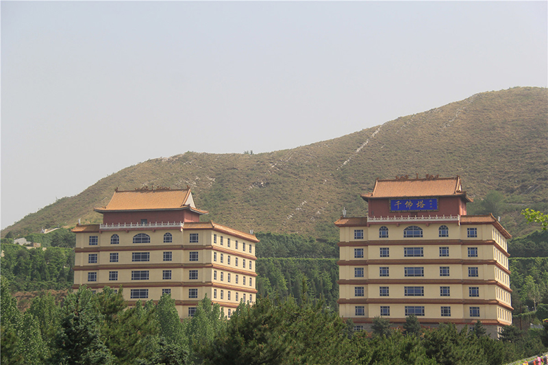 灵山宝塔公墓千佛塔