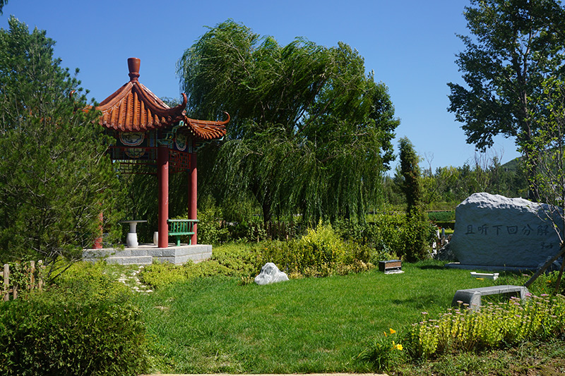 评书大师单田芳墓