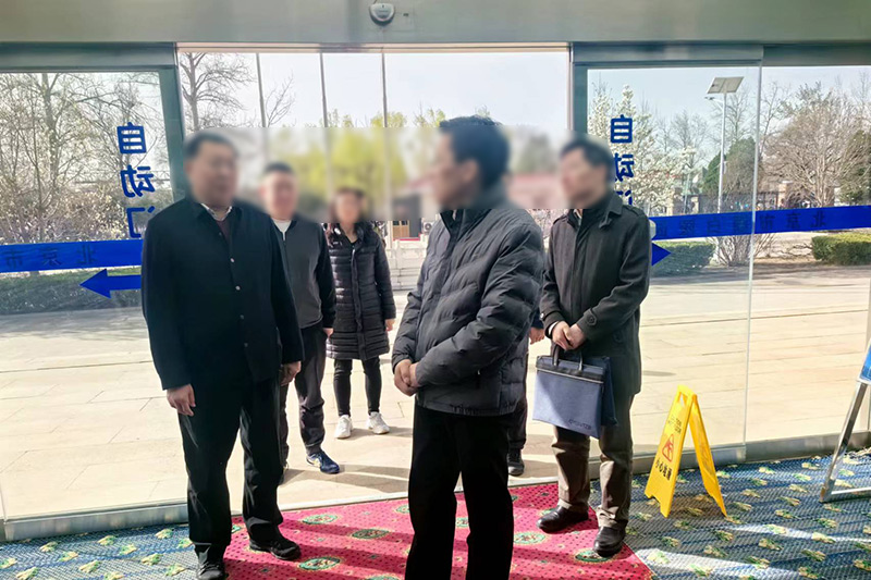 清明节前安全检查工作现场