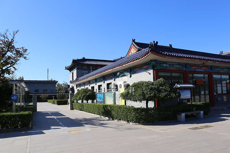 东郊殡仪馆环境