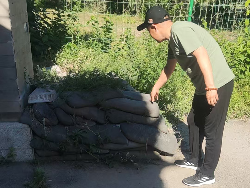 检查防汛物质