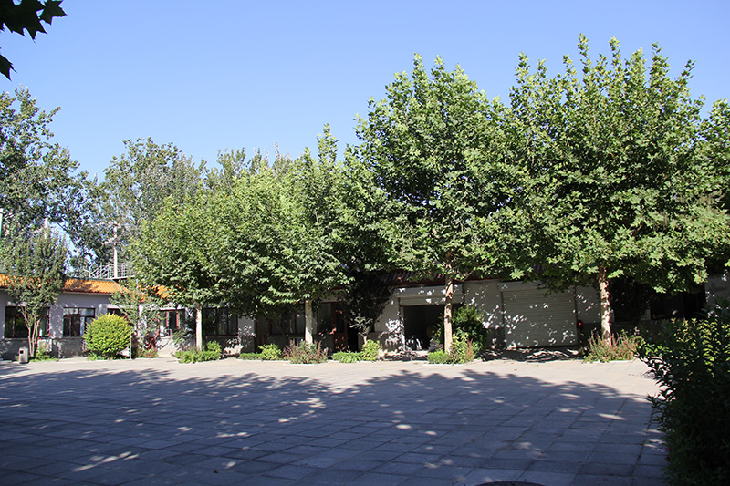 惠灵山陵园业务区广场