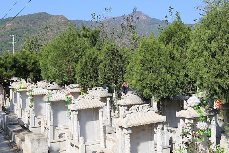 归山陵园墓区景观
