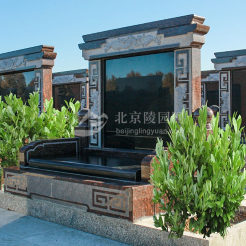 海棠苑叁区天泽棕官帽立碑 海棠苑叁区天泽棕官帽立碑