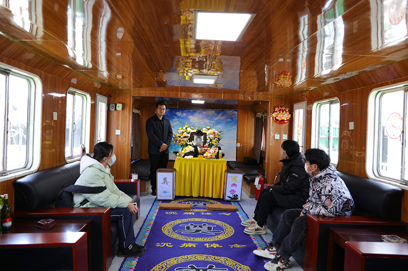 骨灰海葬 骨灰海葬