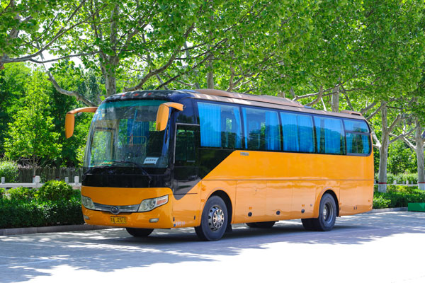 灵山宝塔陵园祭扫班车发车地址由大望路停车场搬到高碑店兴隆街停车场