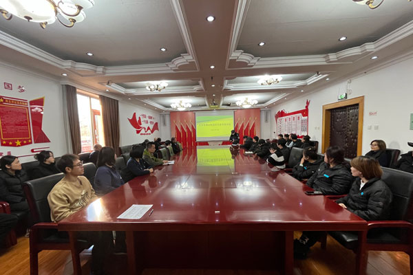 筑牢反诈“防火墙”，守护群众“钱袋子”——北京市潮白陵园联合派出所开展反诈宣传活动