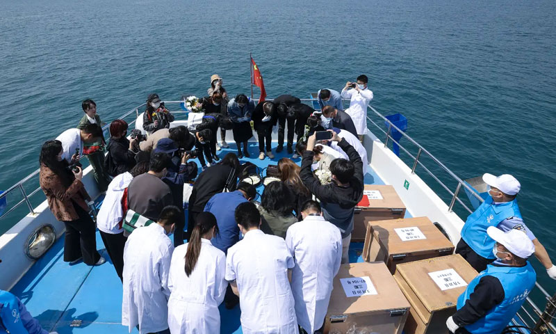 公益骨灰海撒海葬 公益骨灰海撒海葬