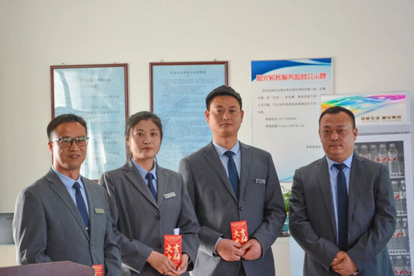 中华永久陵园 | 同心护航清明祭扫 坚守公益践行初心