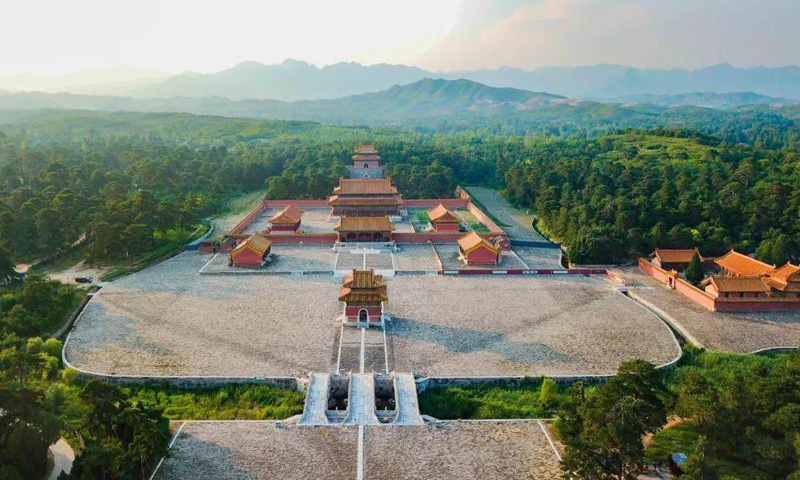 万福陵园周边环境之清西陵 万福陵园周边环境之清西陵