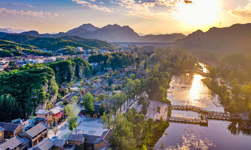 万福陵园周边环境之恋乡太行水镇 万福陵园周边环境之恋乡太行水镇