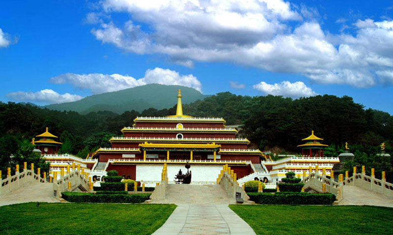 清东陵万佛园金宝塔