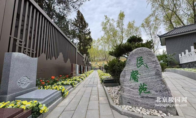 万安公墓民馨苑墓区环境实拍